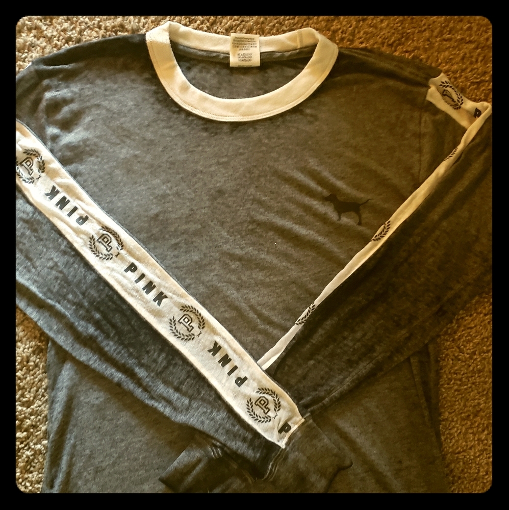 Vs PINK long sleeve tee
